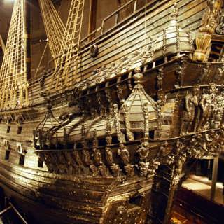 I ensamhet på museet uppstår miraklet