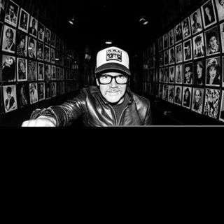 TIN FOIL HAT #30: Mr. Mojo Risin With Dean Delray
