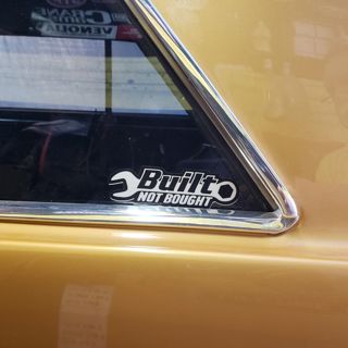 Vinyl gloves, motor oil choices & dash diagnostics.