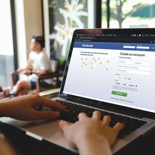 View Someone's Facebook Messages without Knowing Their Password