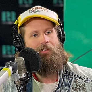 Henrik Nyblom om livet på landet: ”Blir väldigt mycket porr”