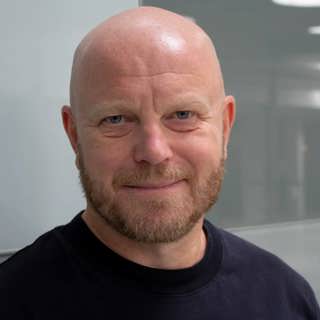 Rikard Ulvshammar undviker helst småprat på idrottsläktaren