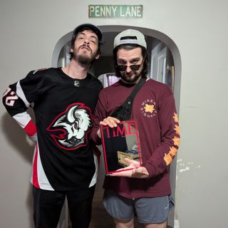 Twin Towers Pod - Ep 31 - WHERE'S MIKE? - the pizza, sex refs, dance recital, UFC Freedom 250 & MORE