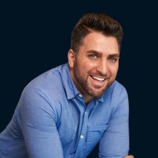 From Struggle to Success: The Power of Self-Reflection in Sales - With Kayvon