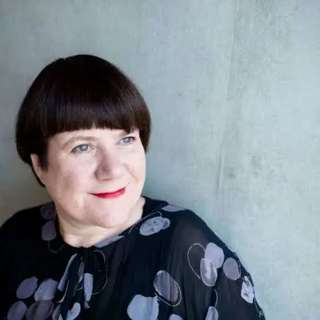 LOUISE WELSH In Person With Paul