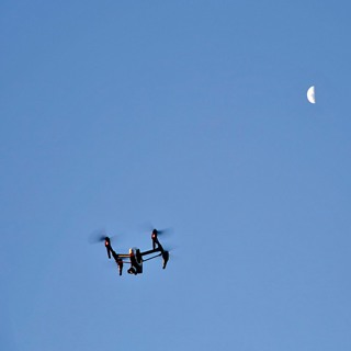 Strange physics: drones, artificial intelligence and quantum computers