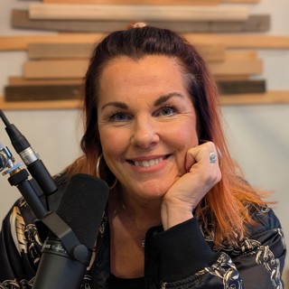 #102 - Åse Borgeryd: "Jag har nog alltid varit en entertainer." Företagande, kvinnohälsa & att överkomma motgångar.