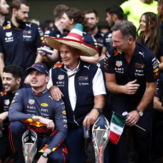 Verstappen soars Sky high - 2022 Mexico GP Review