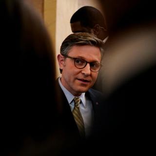 Government shutdown, Putin, $10 holiday shopping and Hollywood’s pivot