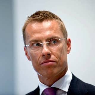 Alexander Stubb kritisk mot Carl Bildt