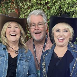 Bettan & Nanne bubblar på Svensktoppen!