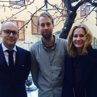 På tröskeln till framtiden. Årets nyårssamtal.