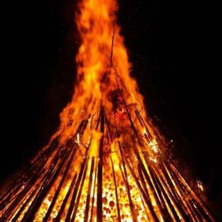Wind and Bonfire: Windy Popping Fire - 10 Hours Sleep Sound
