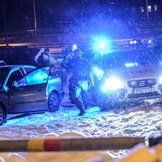 Skådespel i TV4:s dokumentärserie om Stockholmspolisen, Hanna Stjärne om kritiken mot Melodifestivalen, bakslag för hyperlokala nyhetssajter