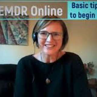 Episode 14: EMDR and the Safe and Sound Protocol....... a perfect combination. Dr Sarah Schubert, Psychologist and EMDR instructor talks about blending Polyvagal Theory and the Safe and Sound Protocol within the EMDR framework.