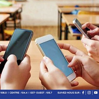 Interdiction de téléphones à l’école : des sanctions pouvant aller jusqu’à cinq jours d’exclusion