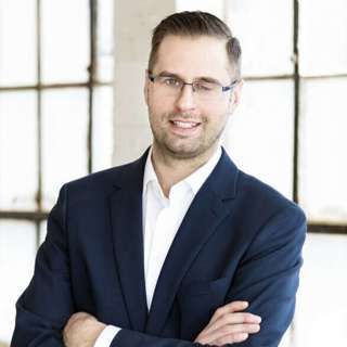 Jared Hummel - Team-based Sports and the Board Room, More Commonalities Than Differences 