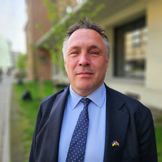 – Du får vite veldig mye. Noe gjør deg trygg, noe skulle du ønske du ikke visste. Gjest: Tore Sandvik