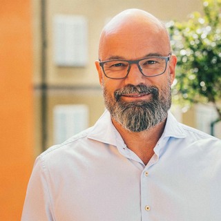Gudstjänst: Hur hittar man en glädje som håller i en osäker tillvaro? - Niklas Piensoho