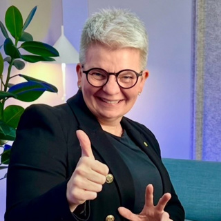 #12 Fujitsu Finlandin toimitusjohtaja Hanna Kivelä