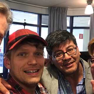 166: "Men han tog rulltrappan neråt"