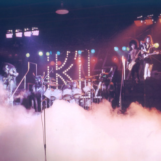 Episode 160: Med Kiss i replokalen i november 1976