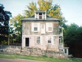 Ep. 33 - Morse Mill Hotel