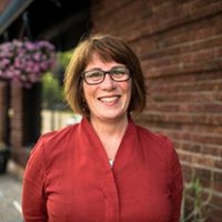 Nurse Talk Radio Visits With The Next Governor Of Minnesota, Erin Murphy