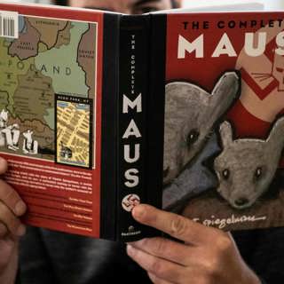 Maus av Art Spiegelman – prisbelönt serieroman om Förintelsen