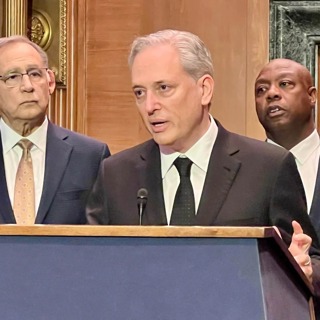 Feb 5: David Sacks Press Conference, XRP Goes Down, FTX Repayments Coming 