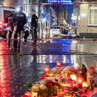 So murdardas e romen ando Hanau / Terrordåden i Hanau
