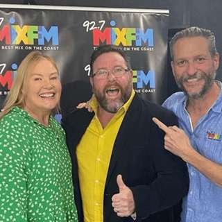 PODCAST: Shane Jacobson in #DadJoke battle with Mark and Caroline