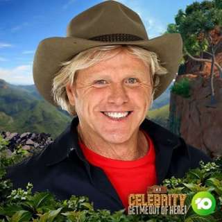 You wont believe the pranks Dermott Brereton has left for Shane Crawford!