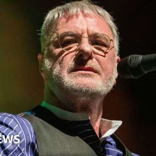Steve Harley Dies at 73, Kate Middleton Returns Post-Surgery, M25 Bridge Demolition Success, Harper Backs Sunak, and more...