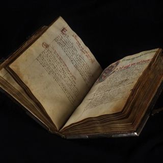 Mystery Bedtime Stories: Voynich Manuscript, Phaistos Disc, Sailing Stones