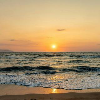 😴🌊🎵 Relaxing MUSIC and OCEANIC Sounds for Restorative SLEEP