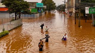 In Brazil, the Climate Crisis Is Already Turning Working People into Climate Refugees (w/ Michael Fox)