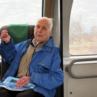 Sveriges meste jurist Bertil Bengtsson jobbar helst på tåg