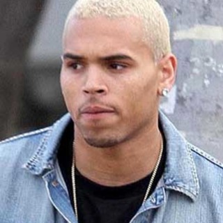 CHRIS BROWN: BLOND WITH ATTITUDE!