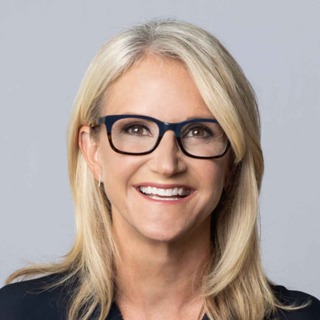 The Power of Being Present - Mel Robbins