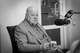 Dzejnieku, sabiedrisko darbinieku un diplomātu Jāni Peteru pieminot