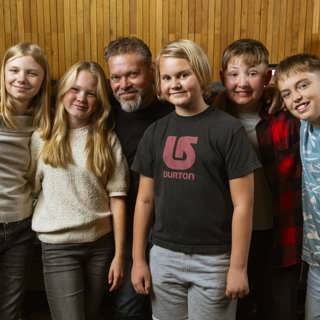 Barnens bokpris 2024: juryn diskuterar ”Drakar och demoner: Uppvaknandet” av E.P. Uggla