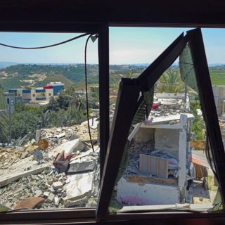 Israel continues airstrikes in Lebanon