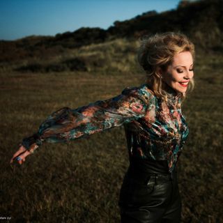 MetalBreak Episode 50 | Anneke Van Giersbergen