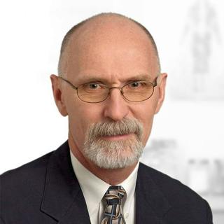 Neck & Back Pain: Causes, Treatment and Everything In-between with Dr. Edward Benzel