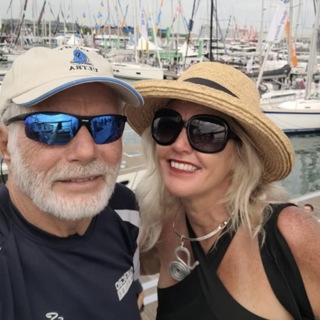 The Bay Islands of Honduras with Bill and JoAnne Harris of SV Ultra