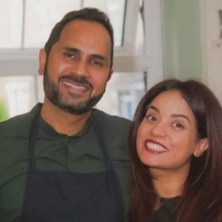 The Happy Pod: Inviting strangers round for dinner