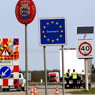 Vi och Dom: Nationen och gränsen