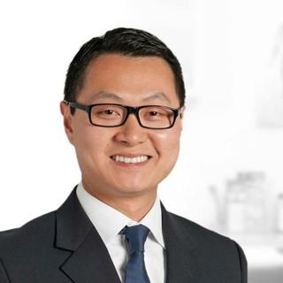 What We Do and Don’t Know About the Dangers of Vaping with Dr. Humberto Choi