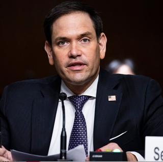 News Brief: "Biden Crack Pipes": Anatomy of a Manufactured GOP Outrage––and Democratic Capitulation